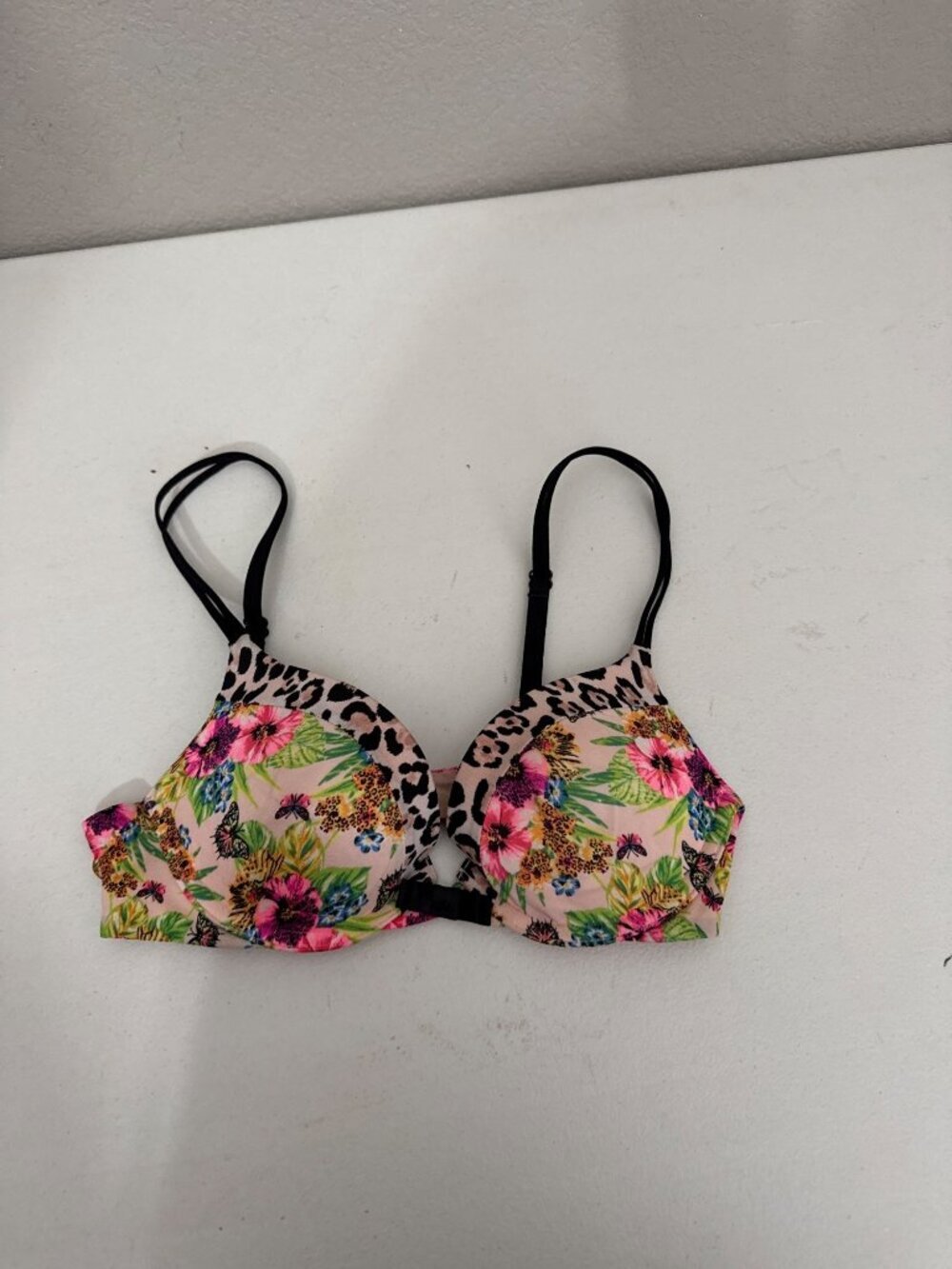 Victorias Secret Very Sexy Push-Up Bra 32B Floral & Animal Print